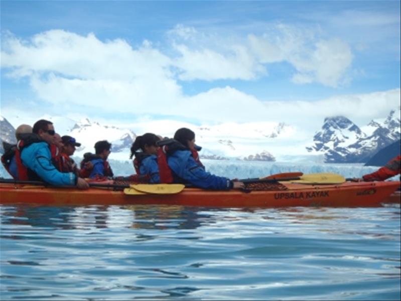 PERITO MORENO KAYAK EXPERIENCE