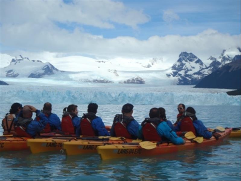 PERITO MORENO KAYAK EXPERIENCE