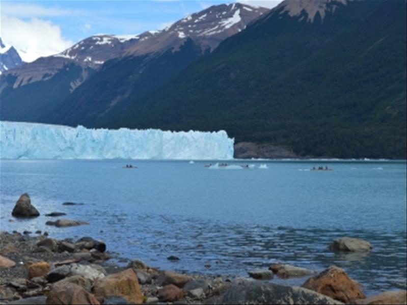 PERITO MORENO KAYAK EXPERIENCE