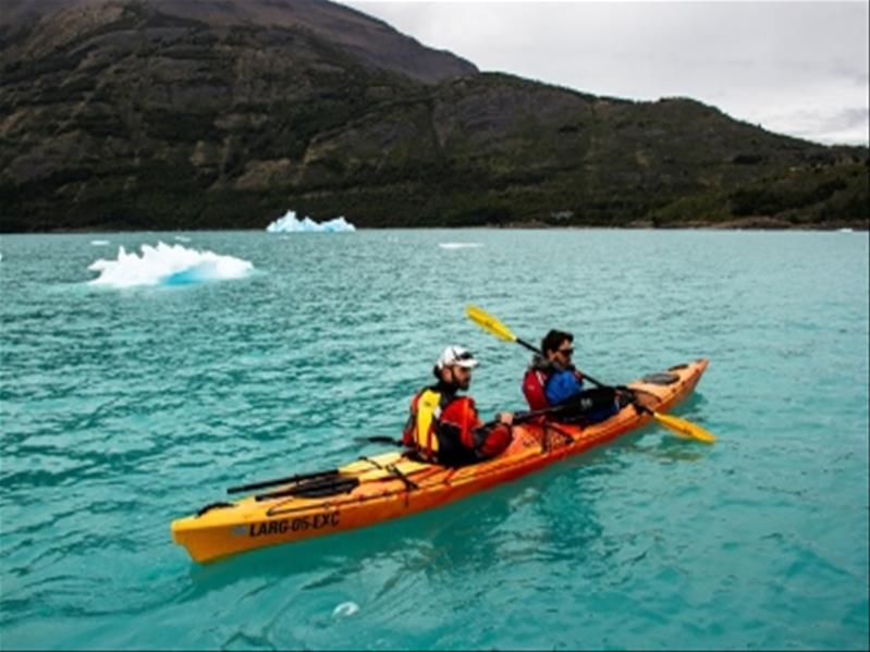 PERITO MORENO KAYAK EXPERIENCE