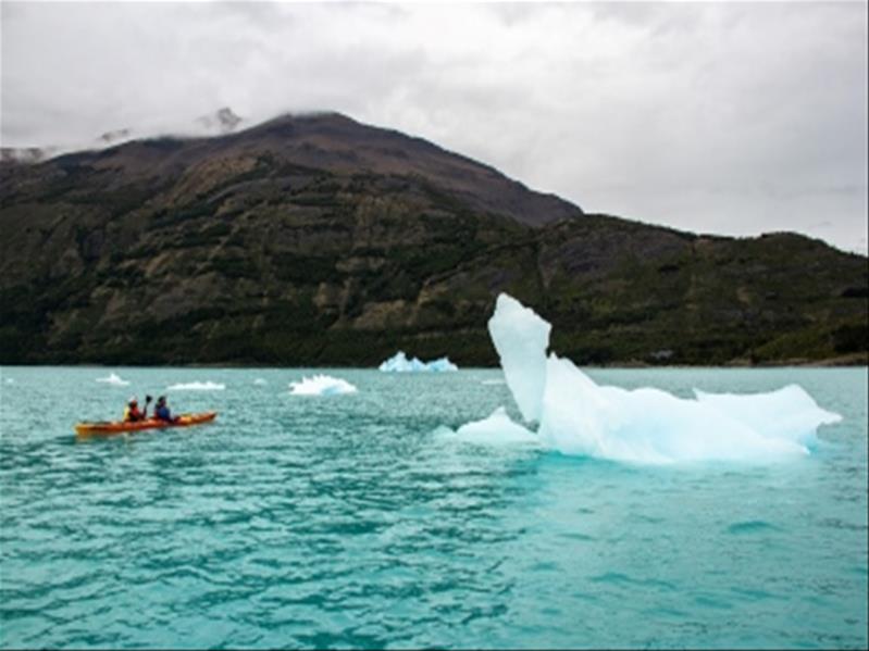 PERITO MORENO KAYAK EXPERIENCE