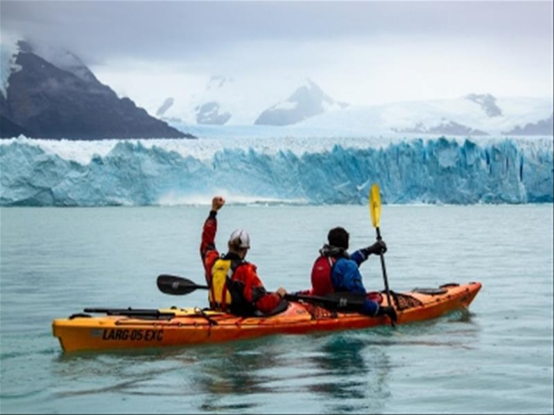 PERITO MORENO KAYAK EXPERIENCE