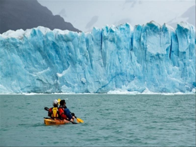 PERITO MORENO KAYAK EXPERIENCE