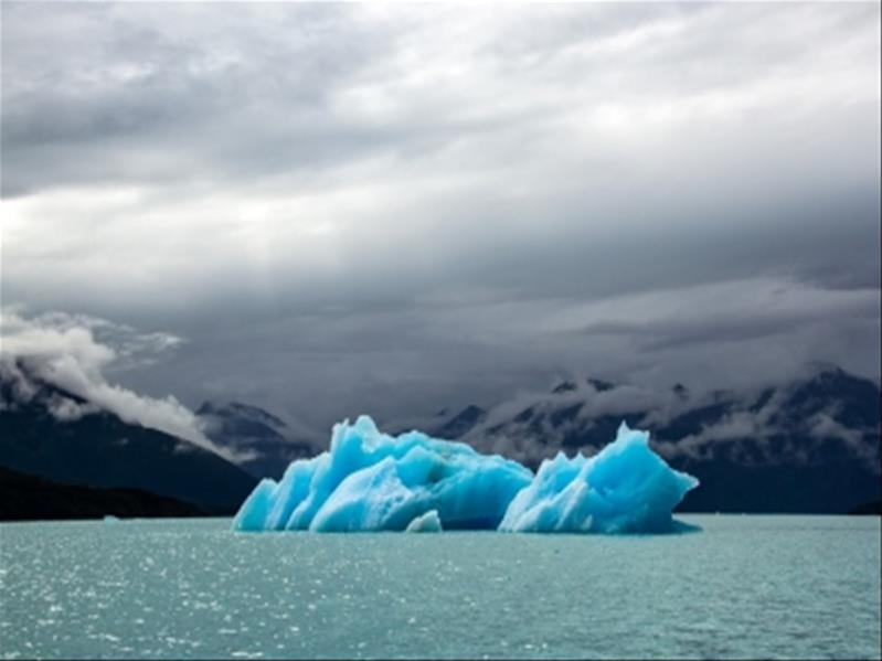 PERITO MORENO KAYAK EXPERIENCE