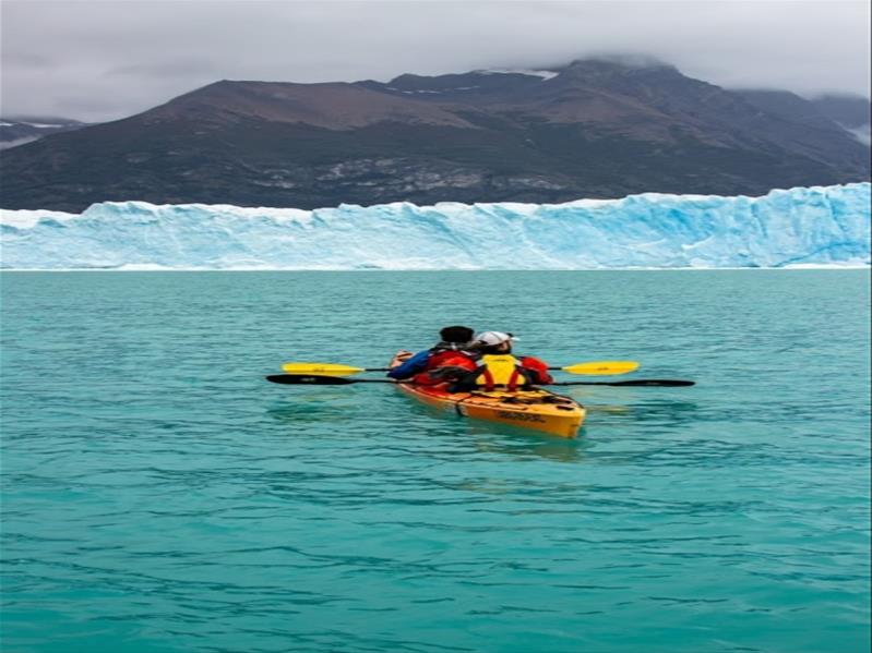 PERITO MORENO KAYAK EXPERIENCE