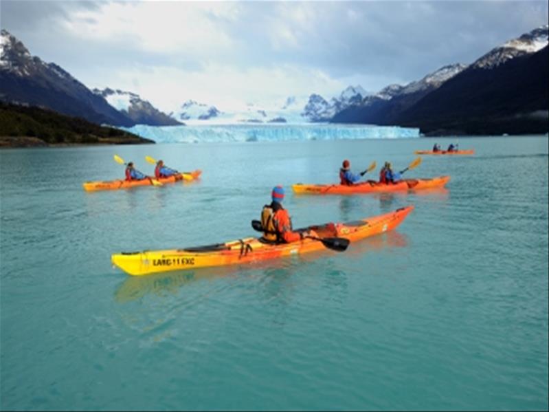 PERITO MORENO KAYAK EXPERIENCE