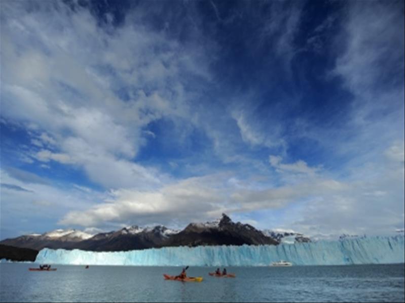 PERITO MORENO KAYAK EXPERIENCE