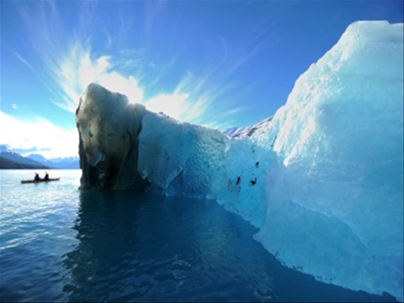 PERITO MORENO KAYAK EXPERIENCE