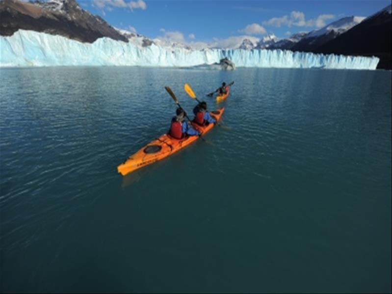 PERITO MORENO KAYAK EXPERIENCE