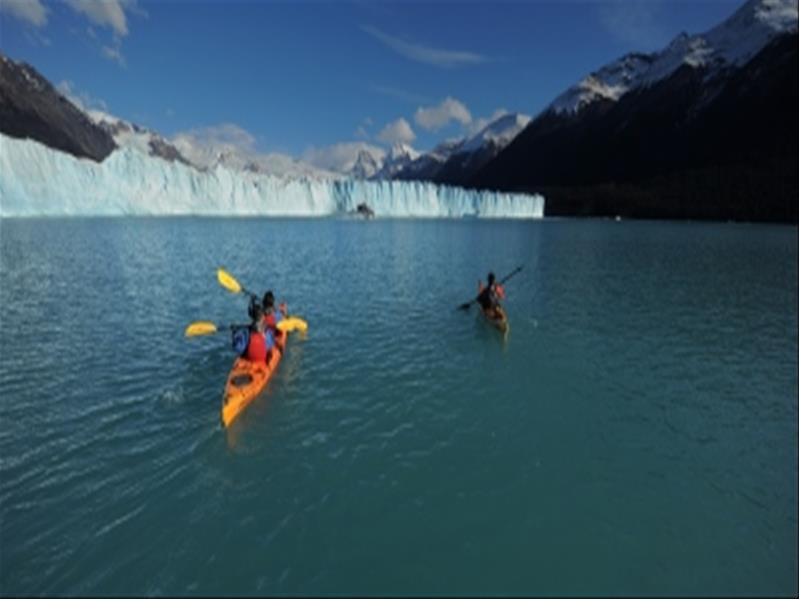 PERITO MORENO KAYAK EXPERIENCE