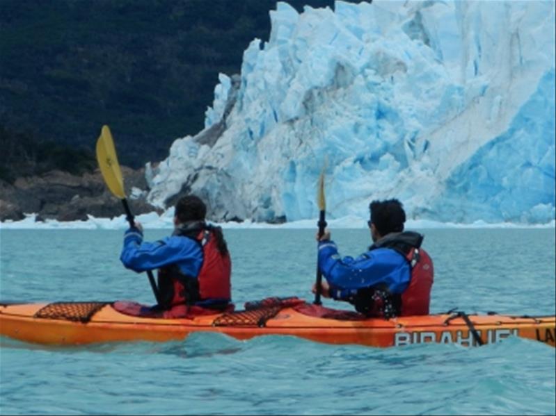 PERITO MORENO KAYAK EXPERIENCE